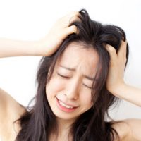 えっ!?女性でも胸毛って生えるの?…あなたの胸周りは大丈夫?